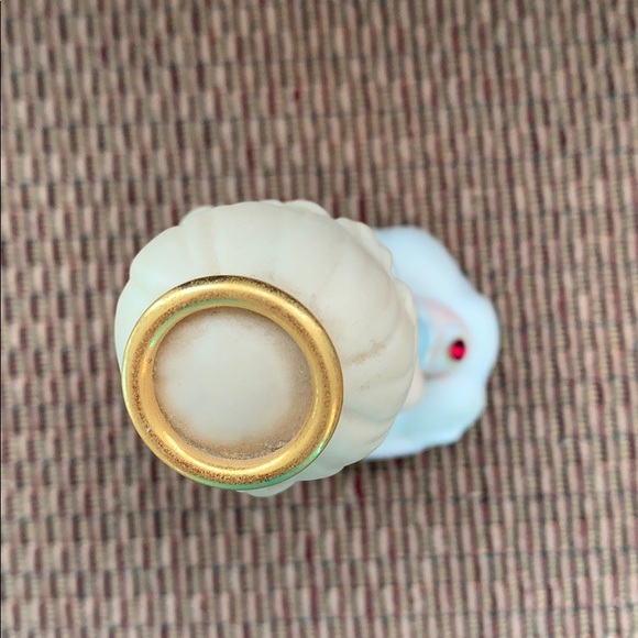 Precious Moments - January Birthday Month Angel - Picture 7 of 8